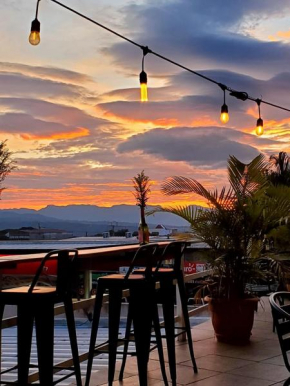 Hostal Sunset Town